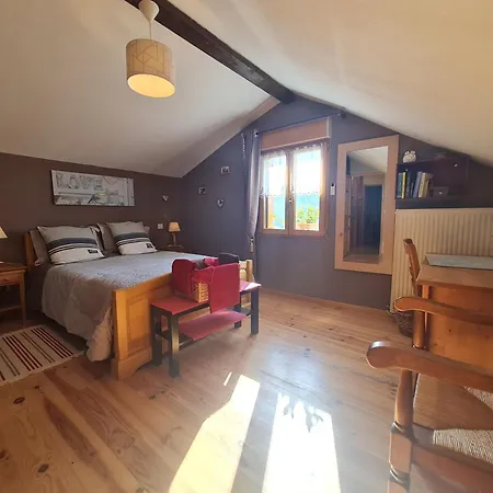 La La Fesnel Bed & Breakfast Rochesson