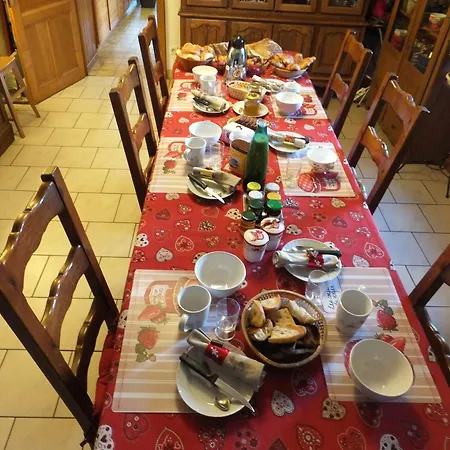 La La Fesnel Rochesson
