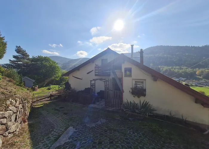 La La Fesnel Bed & Breakfast